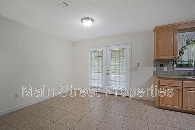 Photo - 1301 Elliott St