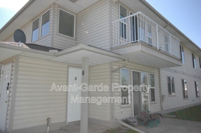 Photo - 4405-4437 37 St Unit #8