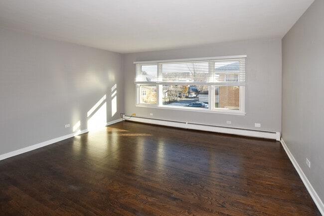 Photo - 6925 N Rosemary Ln Unit 2E