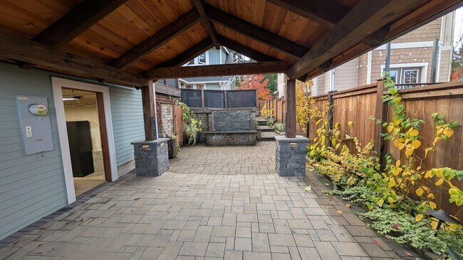 Photo - Valley St Duplex Unit B