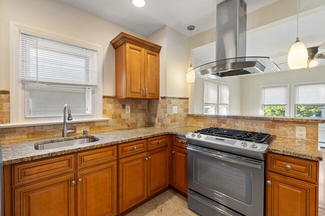 Photo - 15 vine street