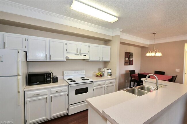Photo - 11490 Villa Grand Unit 218