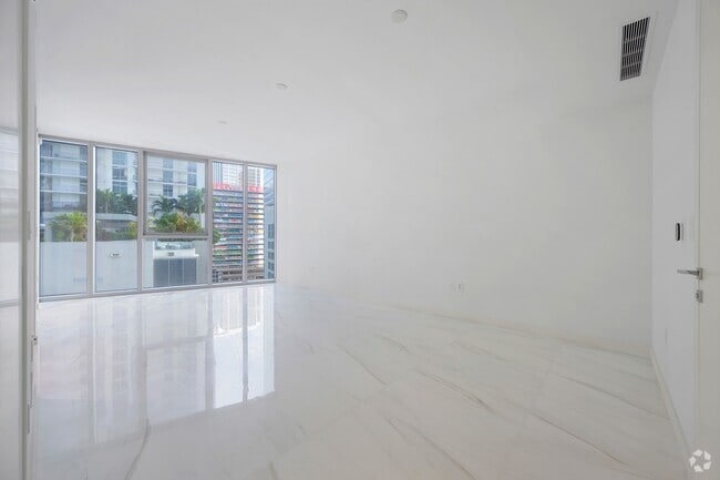 Building Photo - 300 Biscayne Boulevard Way Unit 1105 Rental