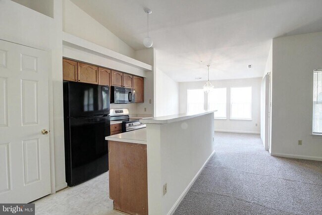 Photo - 2402 Ellsworth Way Unit 3C