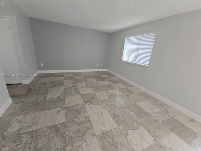 Photo - 8414 Coral Lake Way