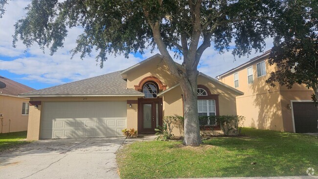 Building Photo - Spacious Four Corners Home!