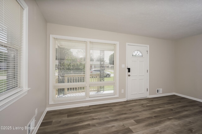 Photo - 8300 Pandorea Dr