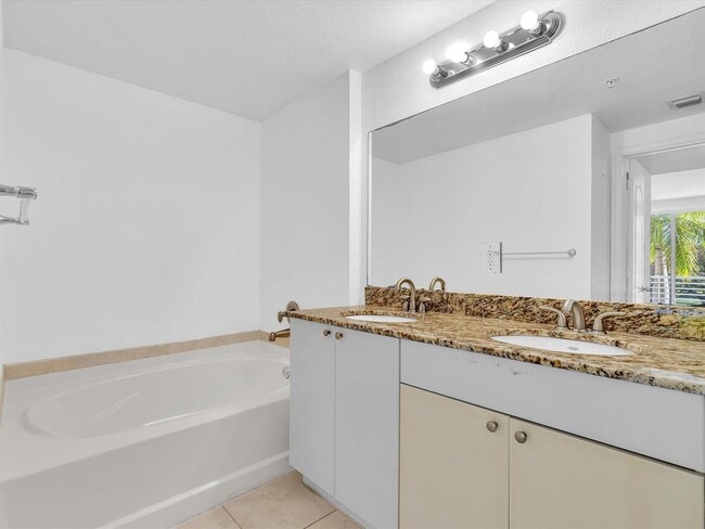 Photo - 1830 Radius Dr Unit 214