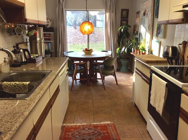 Photo - 5931 Oakwood Dr