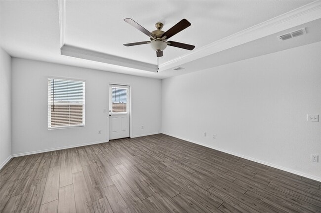 Photo - 4417 Benham Dr