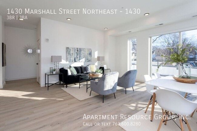 Photo - 1430 Marshall St NE Unidad 1430