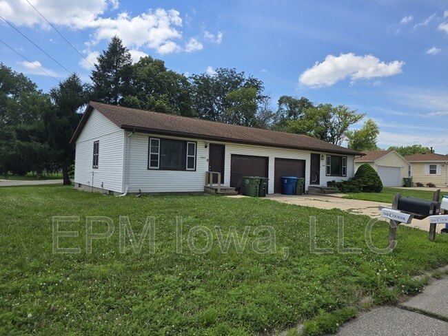 Photo - 1405 Robin Rd House