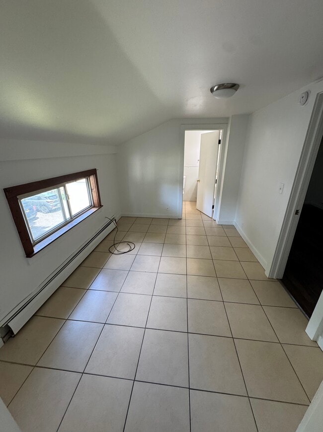 Photo - 57 Rexford St Unit 1