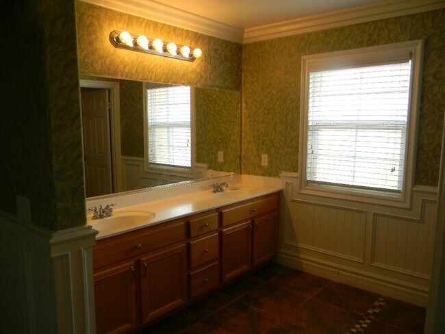 Photo - BEAUTIFUL ROSETTA CANYON 45014 Anabel Lane...