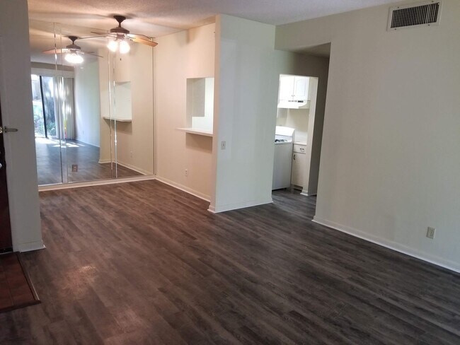 Photo - 2040 San Marcos Dr SE