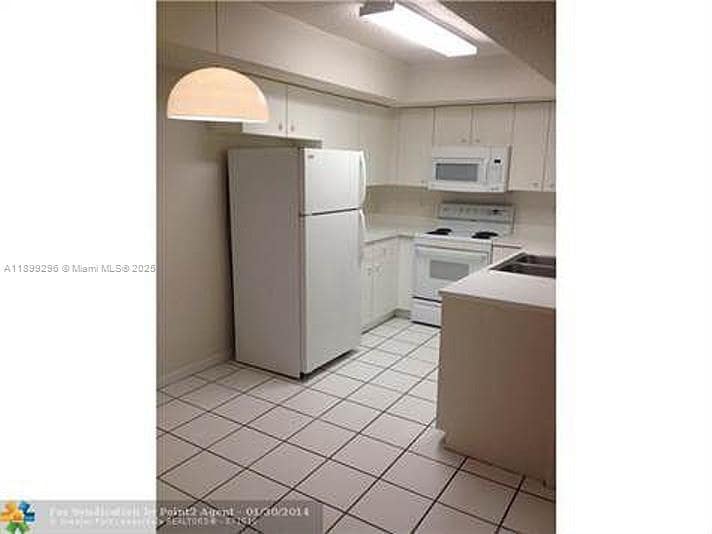 Photo - 5540 NW 61st St Unit 432