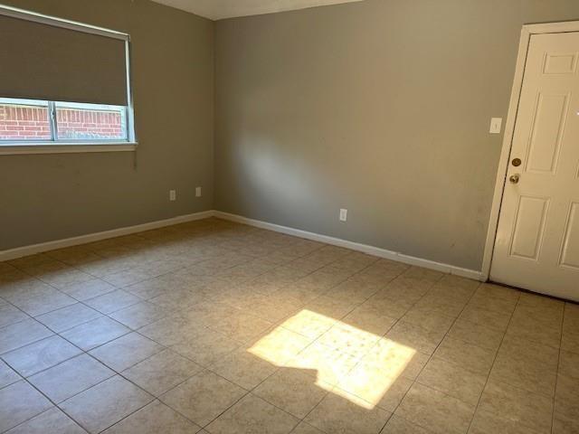 Photo - 1042 Kim Ln