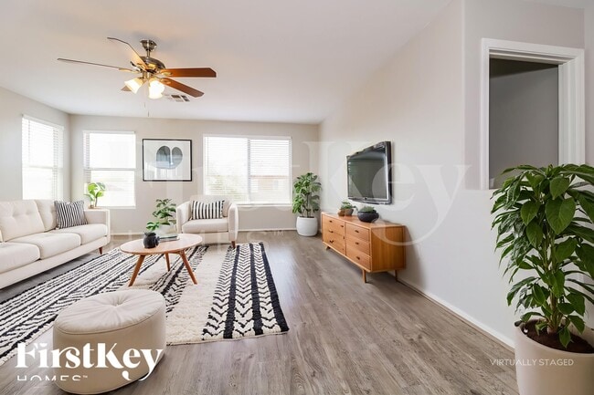 Photo - 11919 W Scotts Dr