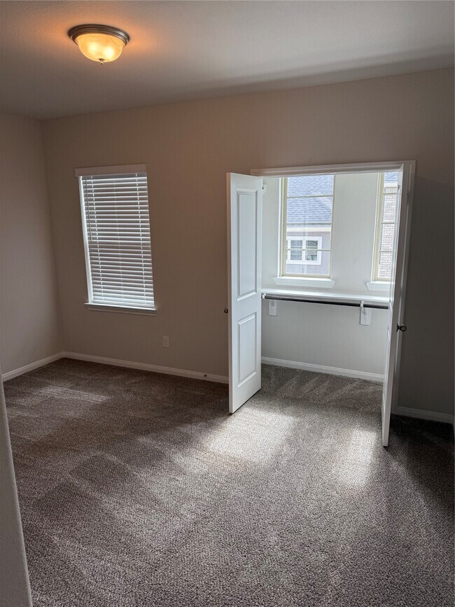 Photo - 31127 Mahogany Fir Trl