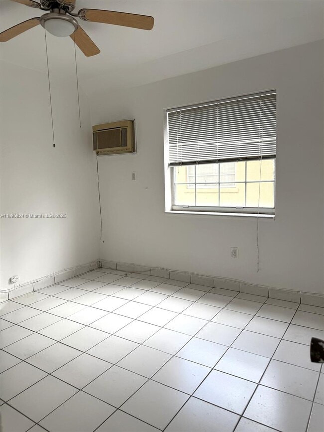 Photo - 1788 SW 7th St Unit 4