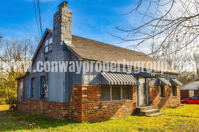 Photo - 28 N Broadview St