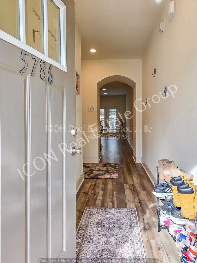 Photo - 5786 Calle Vis Dr