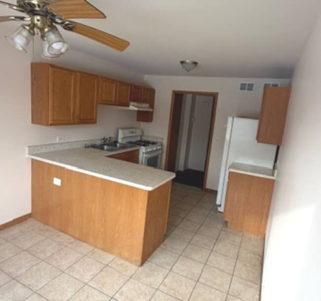 Photo - 7018 100th St