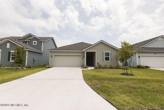 Building Photo - 14655 Macadamia Ln Rental