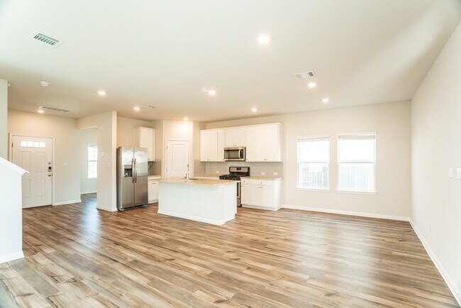 Photo - 119 Oakdale Meadows Ln