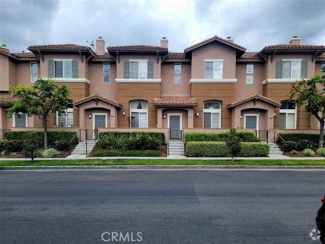 Building Photo - 1256 Olson Dr Rental