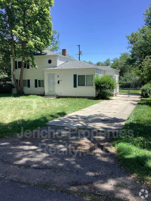 Building Photo - 2662 N Lamar St Rental
