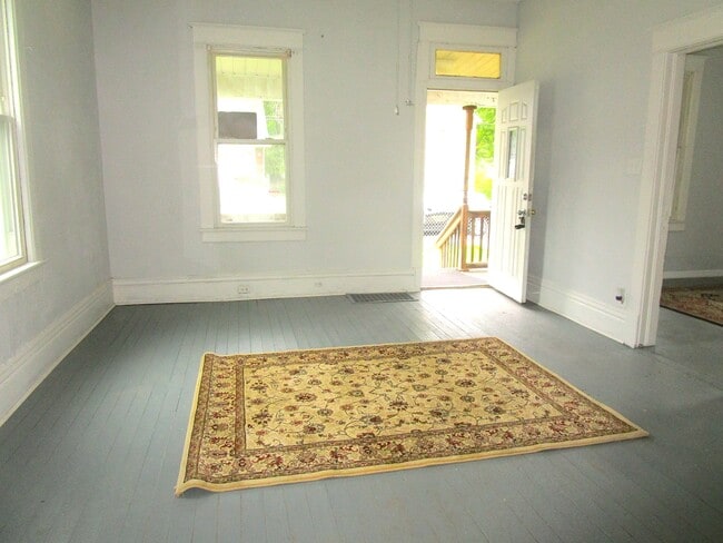 Photo - 1613 W Kettelle St