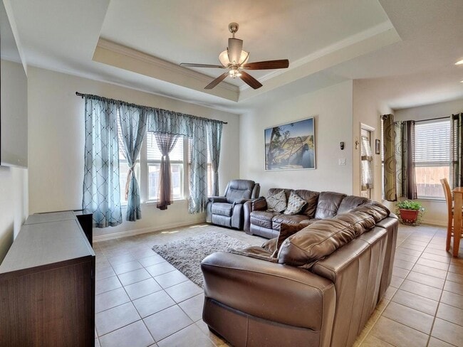 2009 Mary Ella Dr