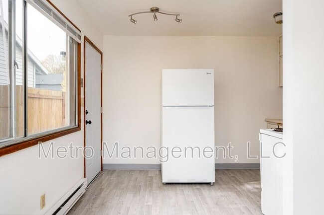 Photo - 8307 N Fowler Ave Unit Fowler Five 1