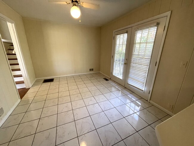 Photo - 160 Pineview Dr