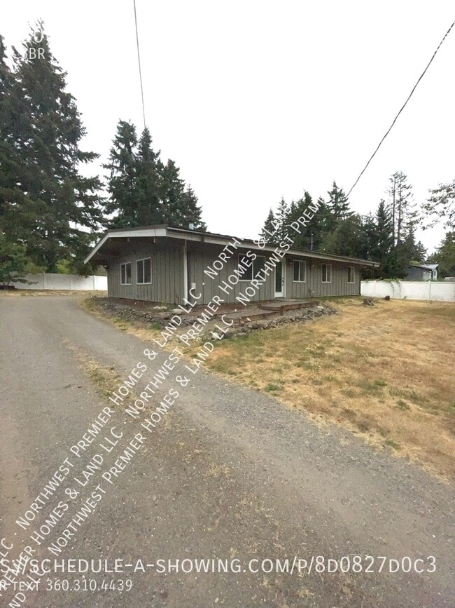 Building Photo - 3070 NW Paul Benjamin Rd Rental