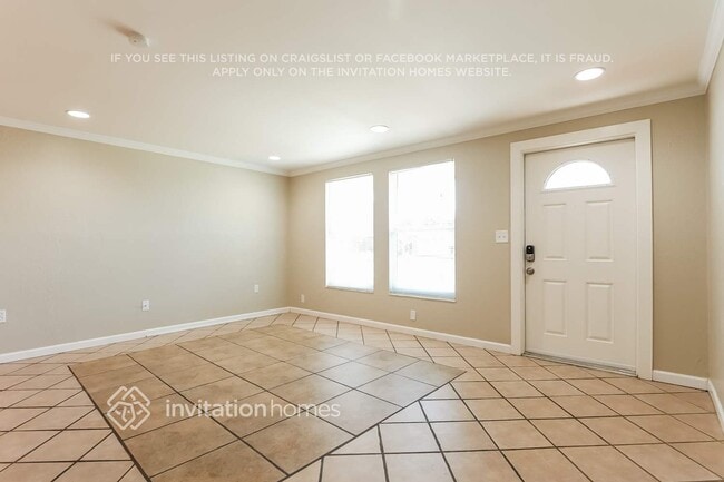 Photo - 4947 Live Oak Dr