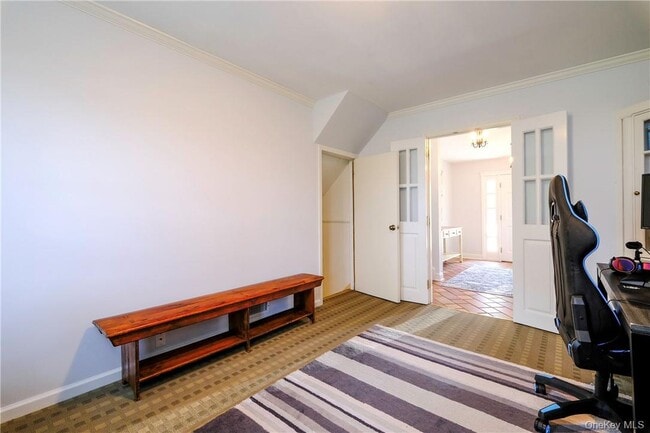 Photo - 38 Shadow Ln