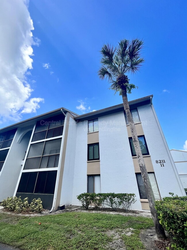 Building Photo - 8211 Sun Spring Cir Unit 41