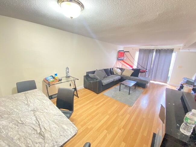 Photo - 148 N Beacon St Unit A2