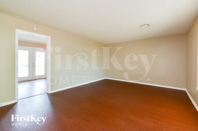 Photo - 416 Cardinal Dr