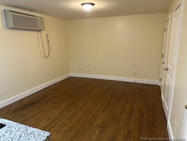 Photo - 842 Dorchester Ave Unit BL