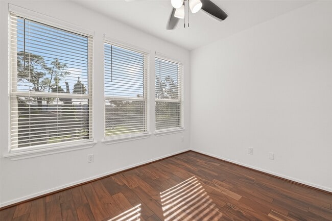 Photo - 10949 Cannes Memorial Dr