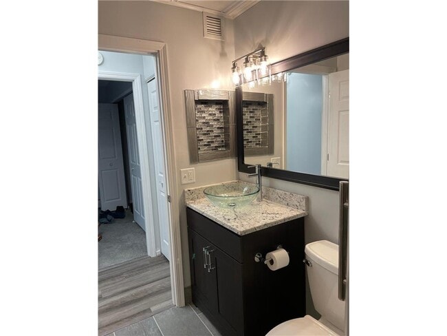 Photo - 433 S 7th St Unit 2116