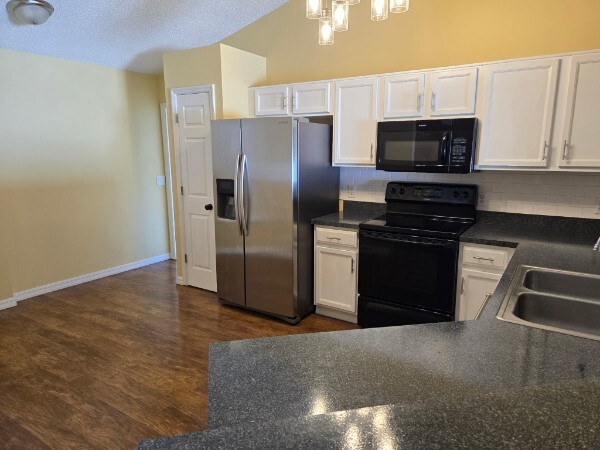 Photo - 2631 Winchester Cir