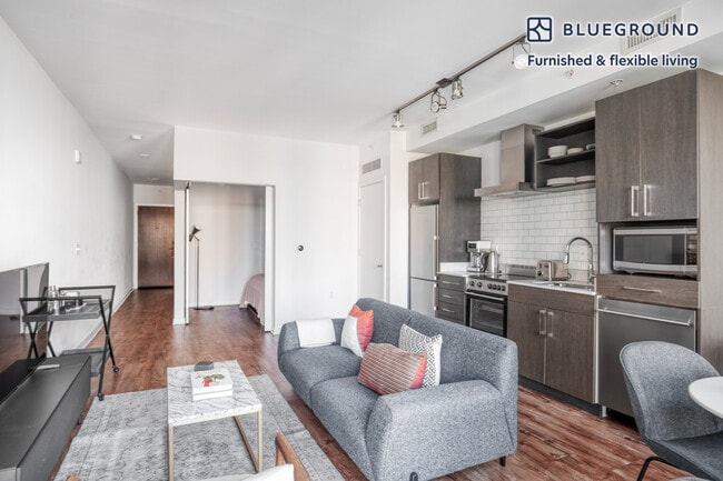 Photo - 1011 4th St NW Unidad SI FL6-ID120