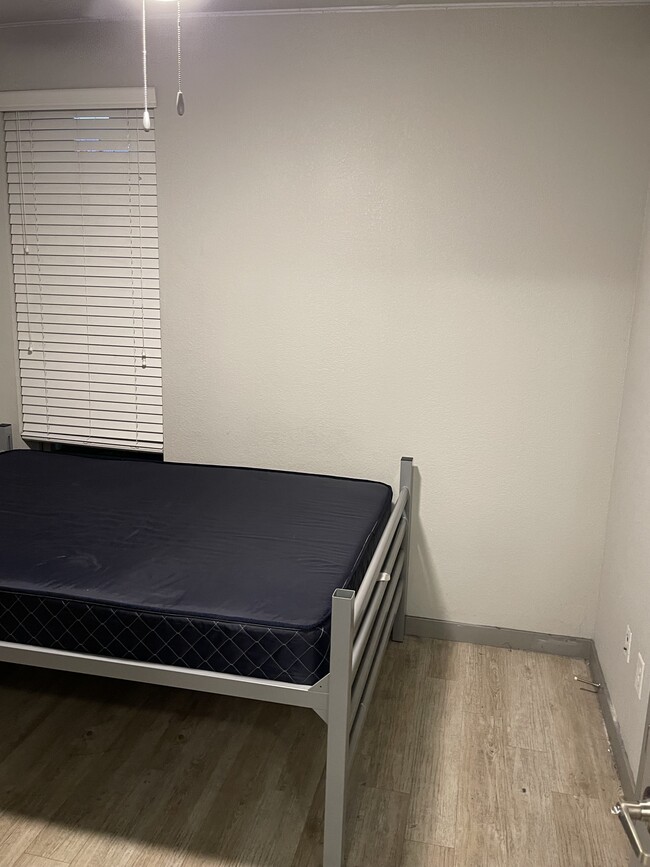 Photo - 565 Hank Aaron Dr SW Unit 523 A