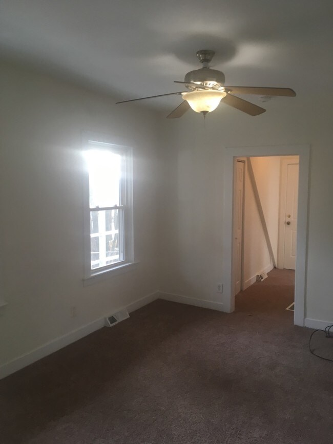 Photo - 148 Walnut St Unit 1