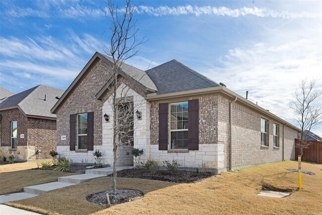 Photo - 1624 Bennington Ln