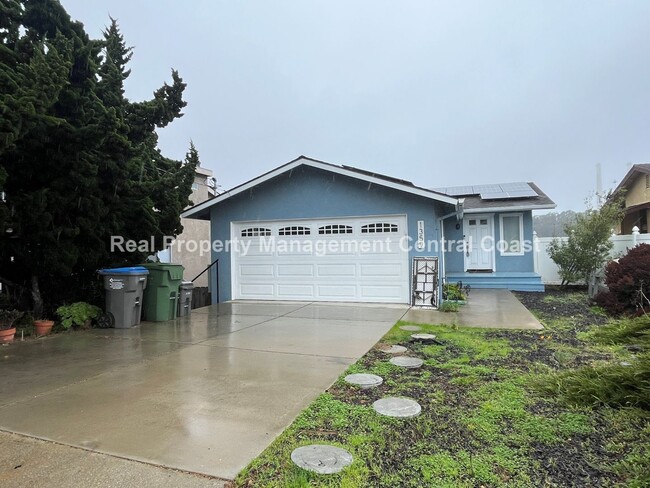 AVAILABLE NOW - 3Bed/2.5Bath Morro Bay Home - AVAILABLE NOW - 3Bed/2.5Bath Morro Bay Home